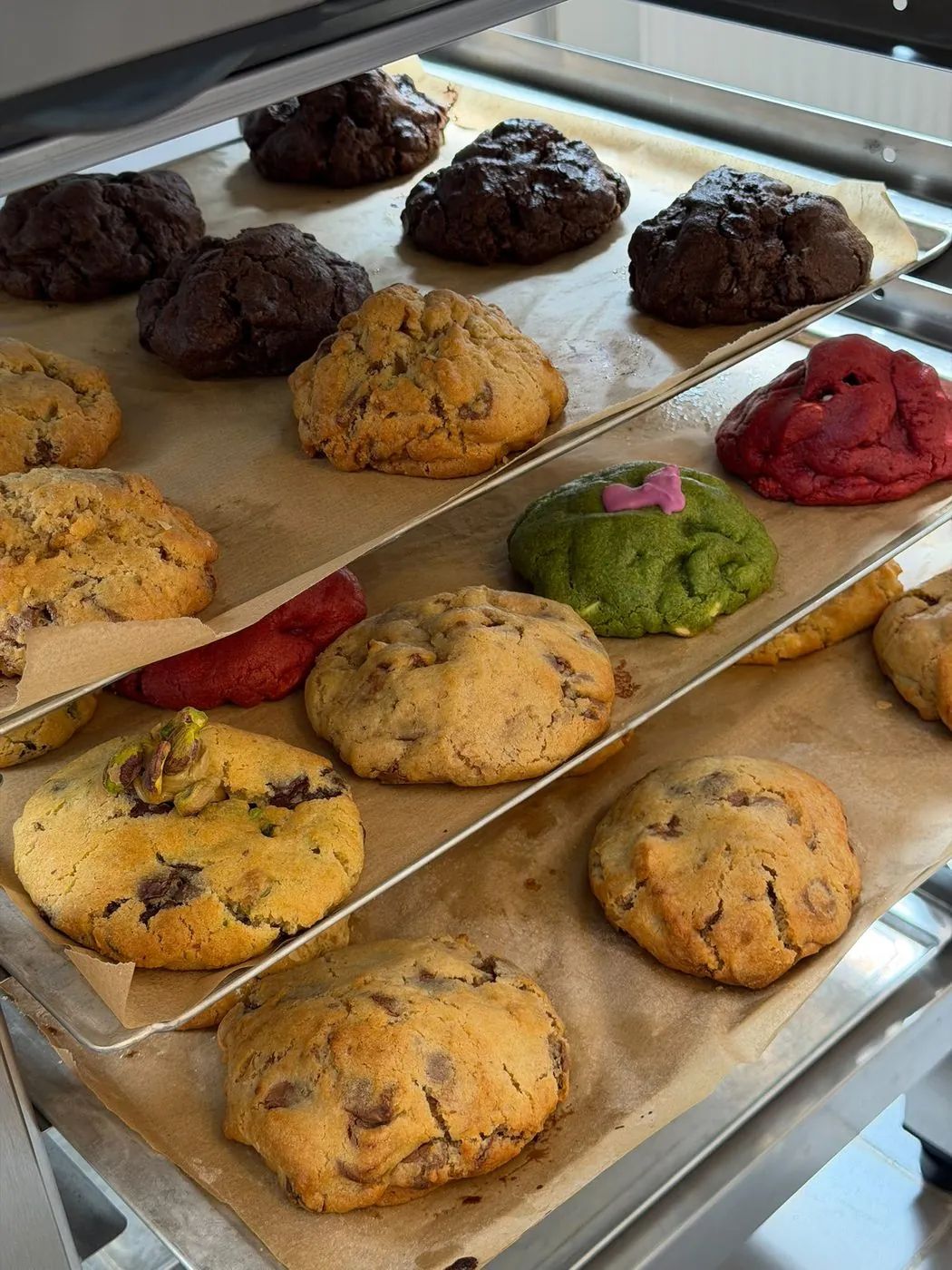 Frisch gebackene Hilda-Cookies direkt aus dem Ofen